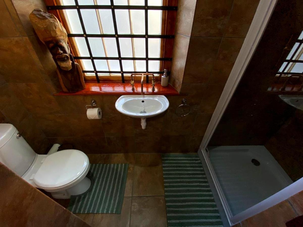 Uthando Backpackers Lodge オーツホーン エクステリア 写真
